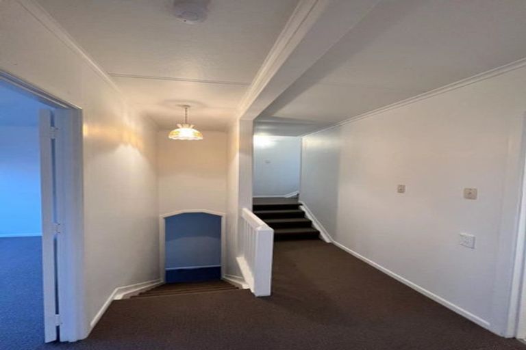 Photo of property in 16 Richards Avenue, Forrest Hill, Auckland, 0620