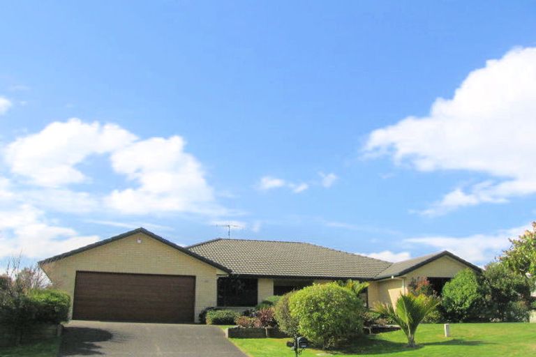 Photo of property in 56 Stableford Drive, Pyes Pa, Tauranga, 3112