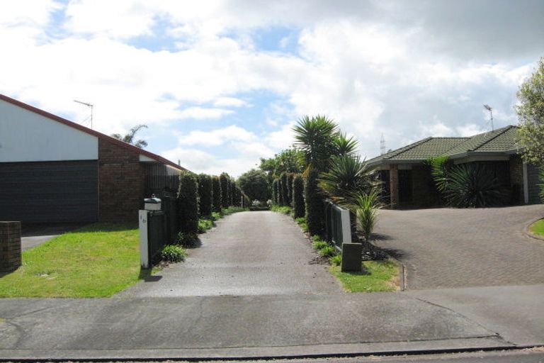 Photo of property in 16 Perotti Place, Conifer Grove, Takanini, 2112