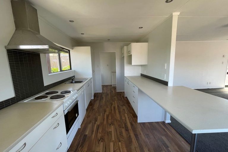 Photo of property in 42 Winton Street, Paraparaumu Beach, Paraparaumu, 5032