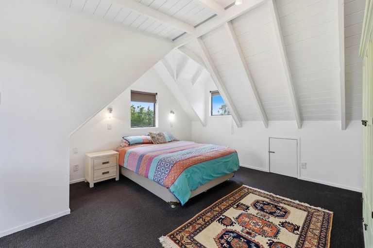 Photo of property in 4 Millen Place, Clarks Beach, 2122