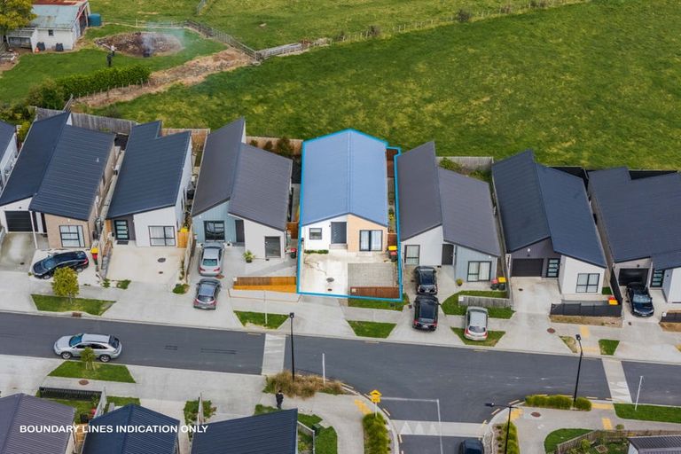 Photo of property in 30 Morus Road, Massey, Auckland, 0614