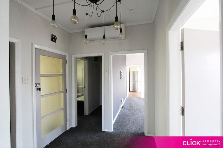 Photo of property in 3 Edinburgh Street, Green Island, Dunedin, 9018