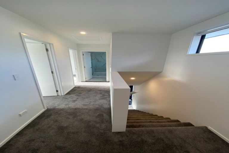 Photo of property in 8/25 Hargest Crescent, Sydenham, Christchurch, 8023