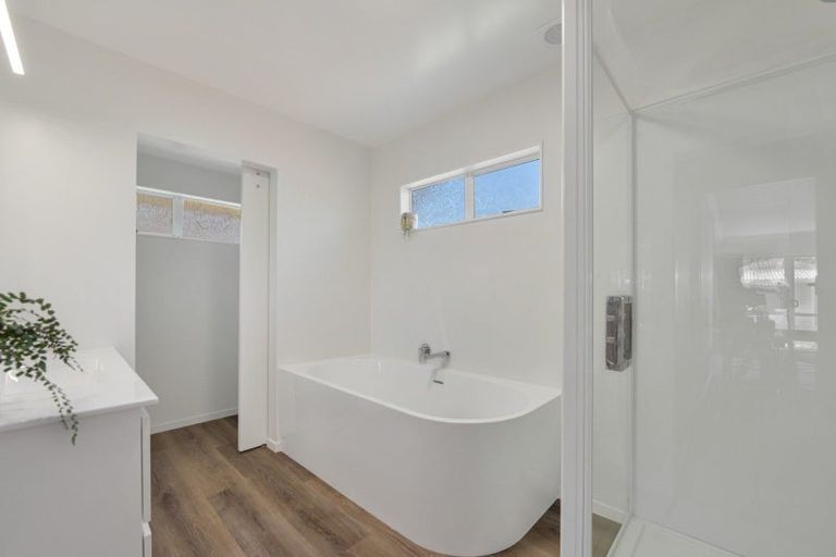 Photo of property in 2/74 Scotia Street, Wakatu, Nelson, 7011