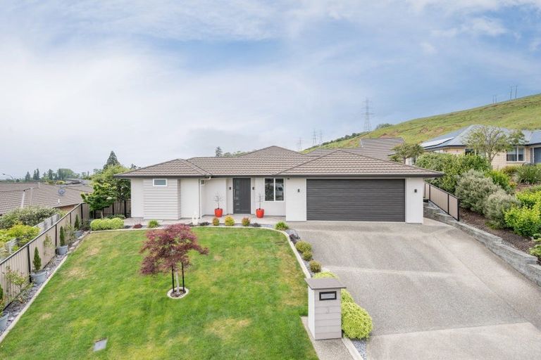 Photo of property in 3 Norfolk Place, Stoke, Nelson, 7011