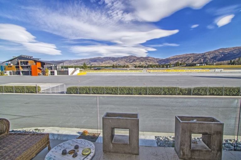 Photo of property in 9 Pit Lane, Cromwell, 9384