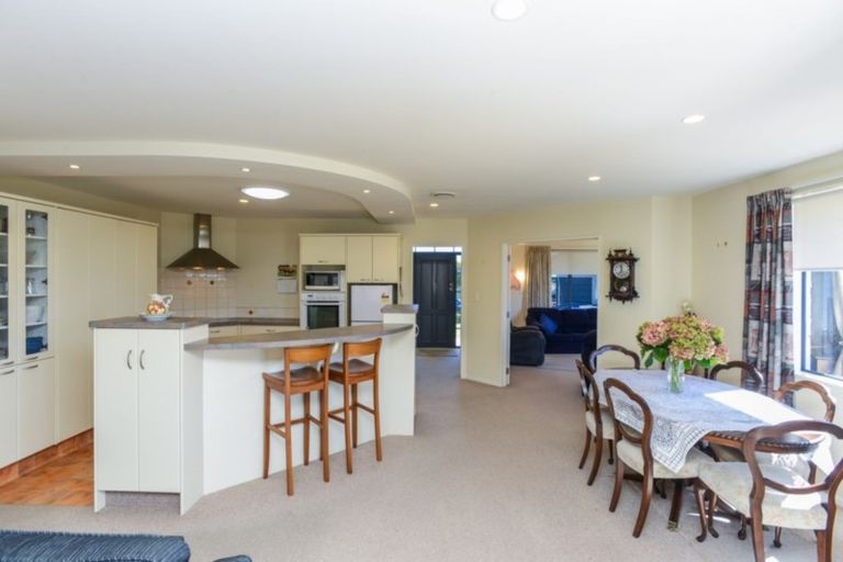 Photo of property in 10 Amner Place, Havelock North, 4130