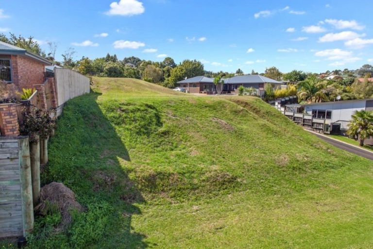 Photo of property in 10 The Fairway, Whakatane, 3120