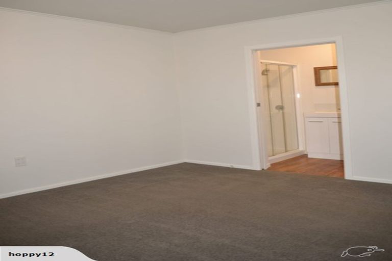 Photo of property in 20 Woodward Street East, Featherston, 5710