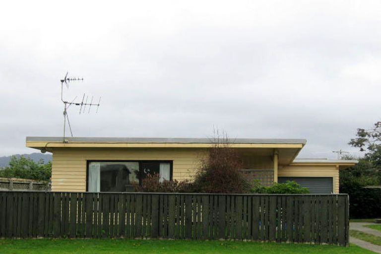 Photo of property in 230 Manly Street, Paraparaumu Beach, Paraparaumu, 5032