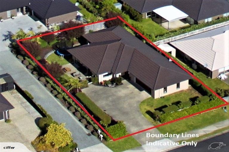 Photo of property in 13 Riverleigh Drive, Snells Beach, 0920