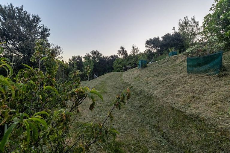 Photo of property in 54 Rotomanu Rise, Western Lake, Featherston, 5773