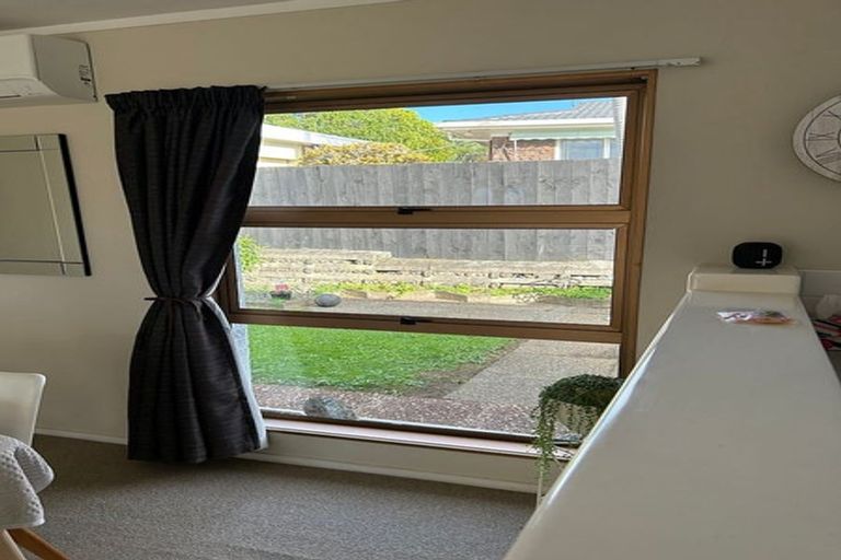 Photo of property in 1/9 Belmere Rise, Farm Cove, Auckland, 2012