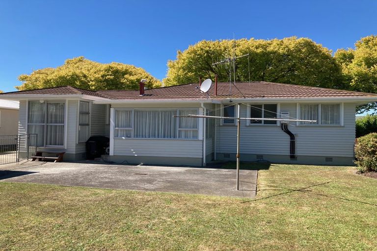 Photo of property in 74 Birmingham Street, Takaro, Palmerston North, 4412