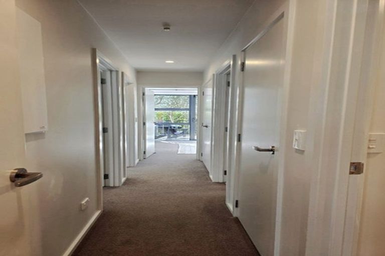 Photo of property in 36 Liberation Road, Papakura, 2110