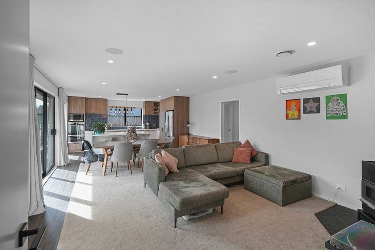 Photo of property in 19 Cressy Place, Darfield, 7510