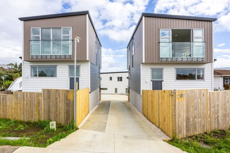 Photo of property in 298a Sunset Road, Windsor Park, Auckland, 0632