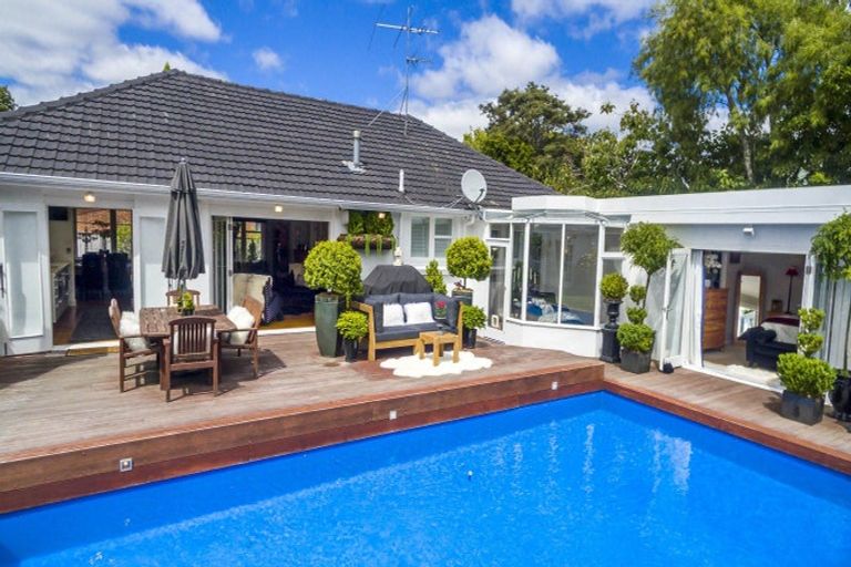 Photo of property in 385 Fergusson Drive, Heretaunga, Upper Hutt, 5018