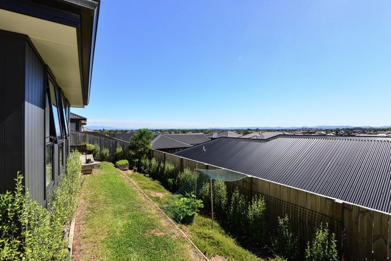 Photo of property in 11a North Ridge Drive, Rototuna North, Hamilton, 3210