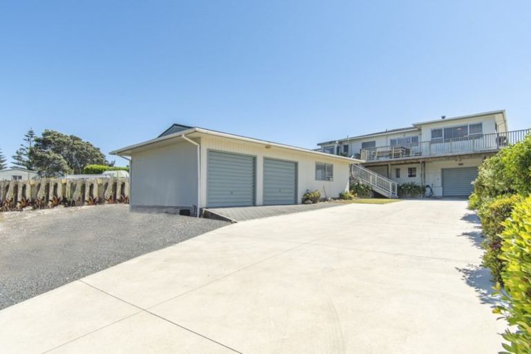 Photo of property in 595 Pukehina Parade, Pukehina, 3189