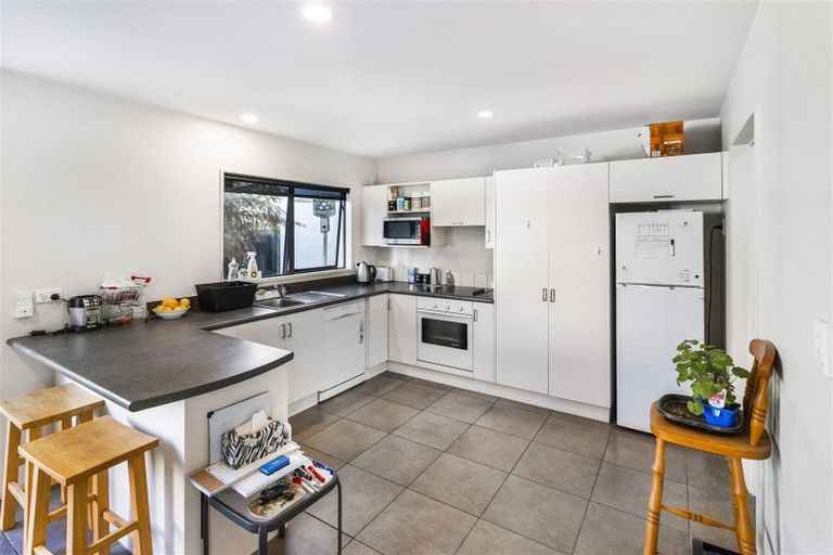 Photo of property in 2/44 London Street, Richmond, Christchurch, 8013