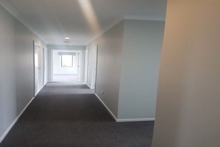 Photo of property in 71 John Burke Drive, Aotea, Porirua, 5024