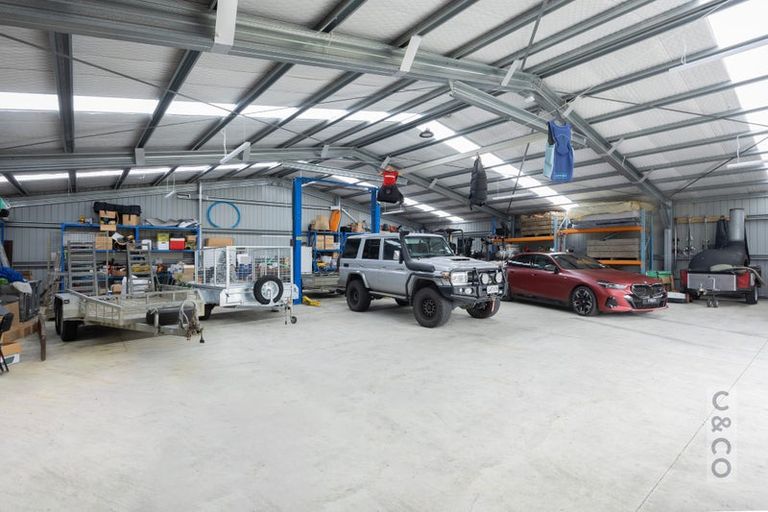 Photo of property in 285 Annandale Road, Taupaki, Henderson, 0782