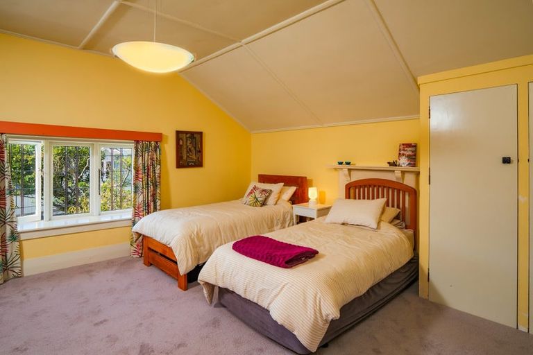 Photo of property in 36 Sandringham Street, Saint Clair, Dunedin, 9012