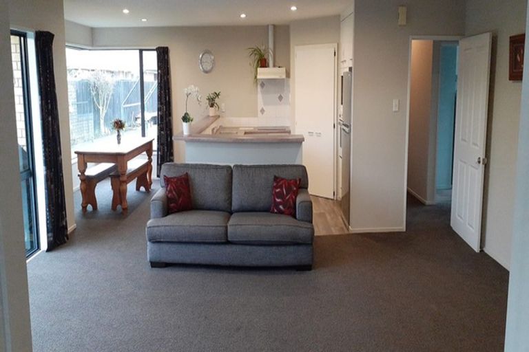 Photo of property in 6 Jerez Place, Hei Hei, Christchurch, 8042