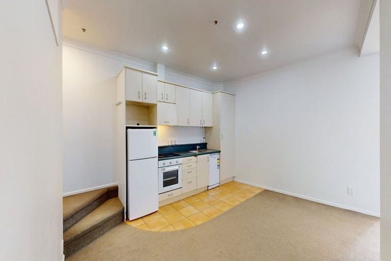 Photo of property in Terrace Garden Apartments, 11c/120 The Terrace, Wellington Central, Wellington, 6011