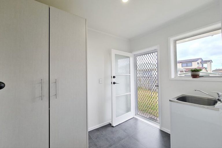 Photo of property in 2/90 Puhinui Road, Papatoetoe, Auckland, 2104