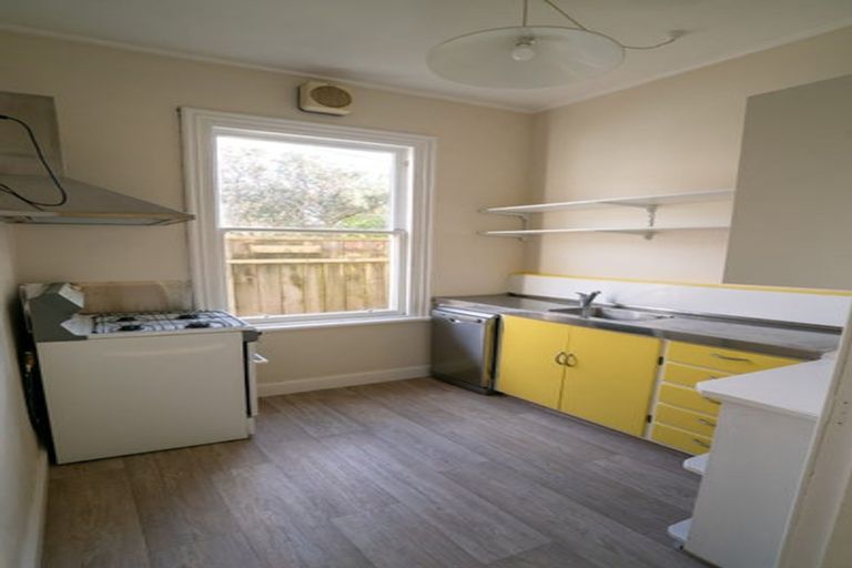 Photo of property in 40 Hargreaves Street, Mount Cook, Wellington, 6021