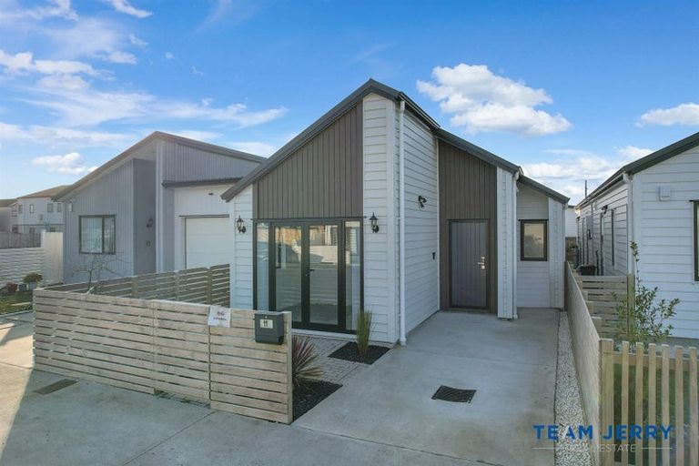 Photo of property in 11 Te Rauroha Street, Papakura, 2110