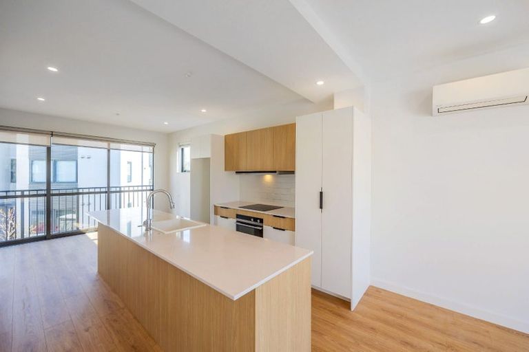 Photo of property in Verdant Lane, 22/269 Rosedale Road, Albany, Auckland, 0632