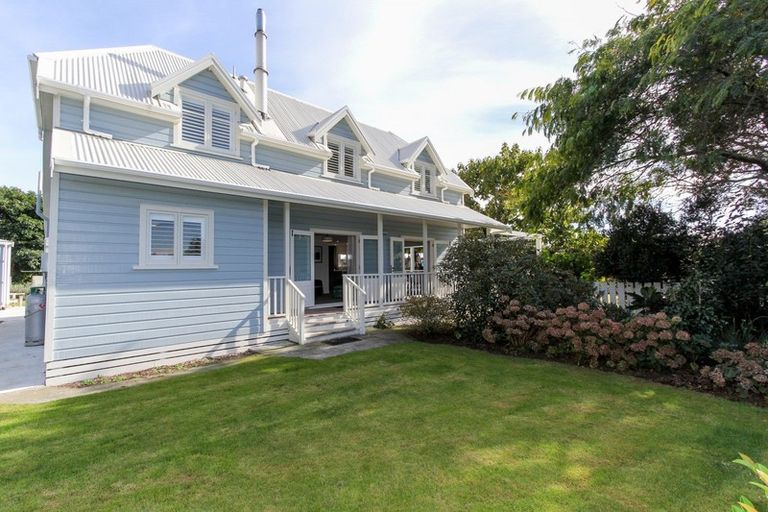 Photo of property in 11 Onaero Beach Road, Onaero, Waitara, 4383