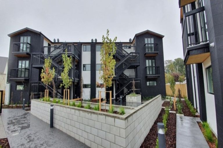 Photo of property in 4/16 Grants Road, Papanui, Christchurch, 8053