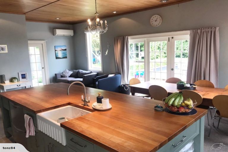 Photo of property in 1 Nelson Terrace, Seaview, Timaru, 7910