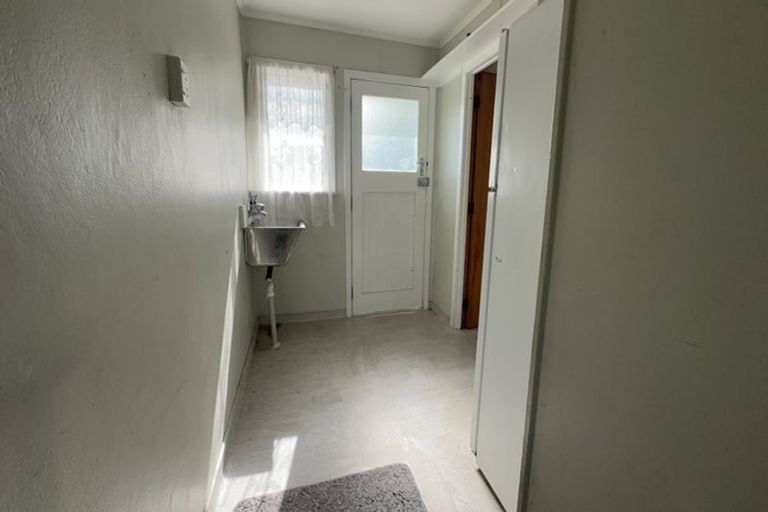 Photo of property in 17 Kotare Street, Aramoho, Whanganui, 4500