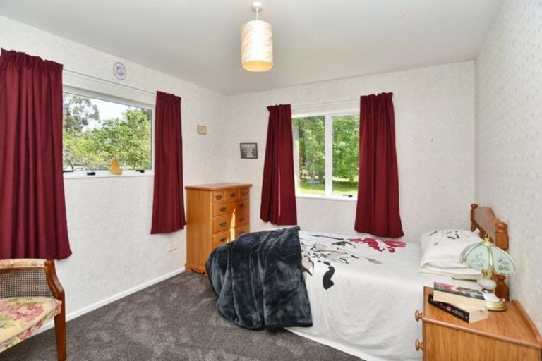 Photo of property in 10 Singleton Street, Waikari, 7420