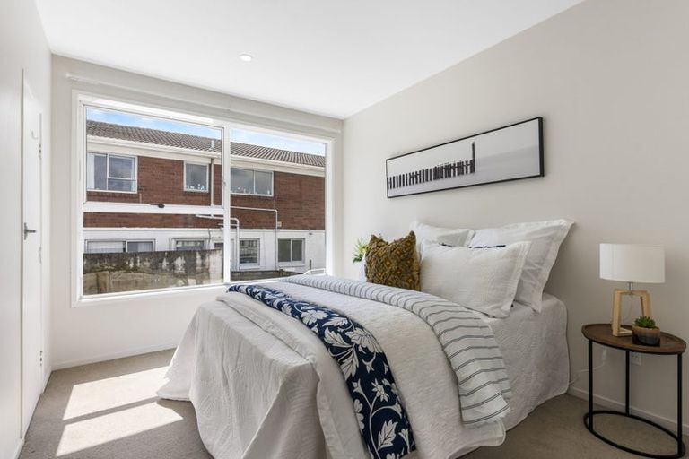 Photo of property in 9 Keldale Place, Forrest Hill, Auckland, 0620