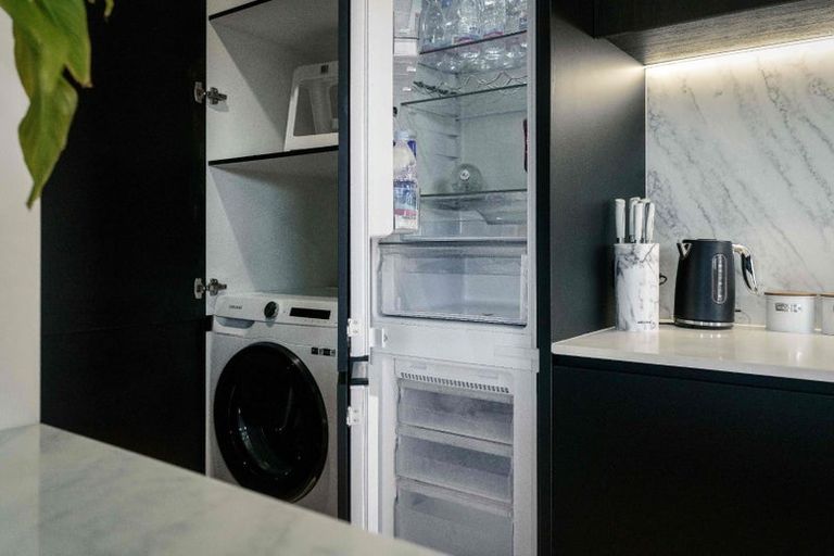 Photo of property in 431a Barbadoes Street, Edgeware, Christchurch, 8013