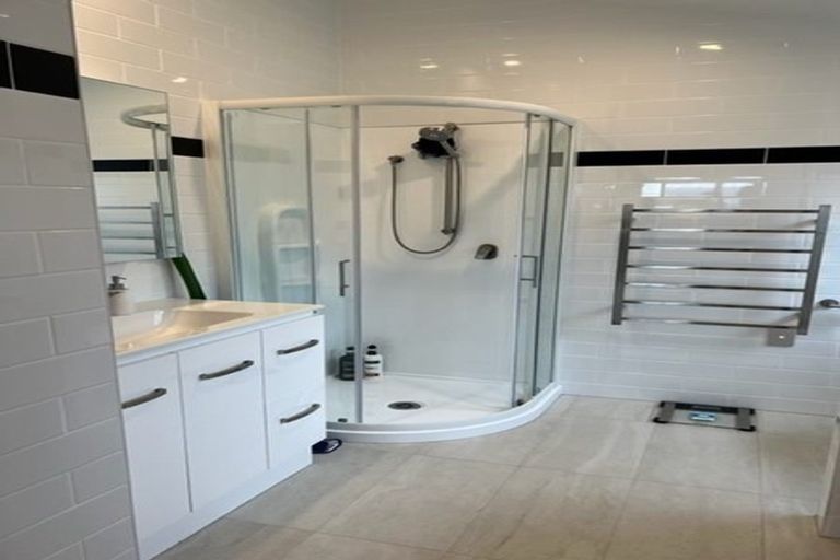 Photo of property in 53a Harbour View Road, Omokoroa, 3114