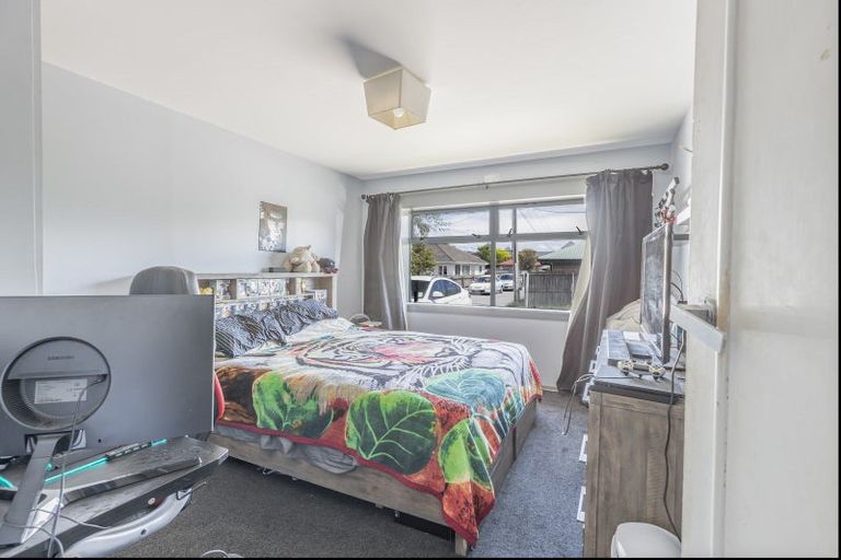 Photo of property in 64 Randolph Street, Woolston, Christchurch, 8062