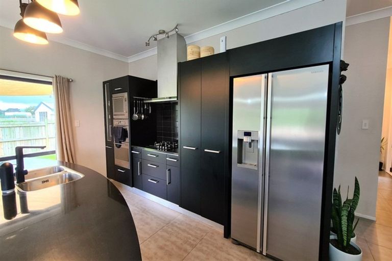 Photo of property in 181a Tasman Street, Opunake, 4616