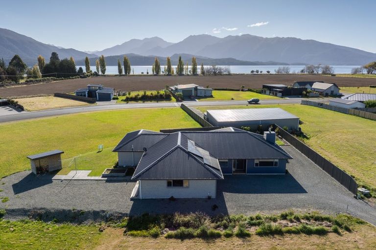 Photo of property in 11 Breaksea Street, Te Anau, 9600