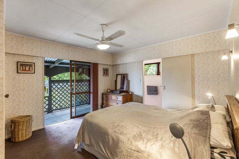 Photo of property in 44 Paparata Road, Bombay, 2675