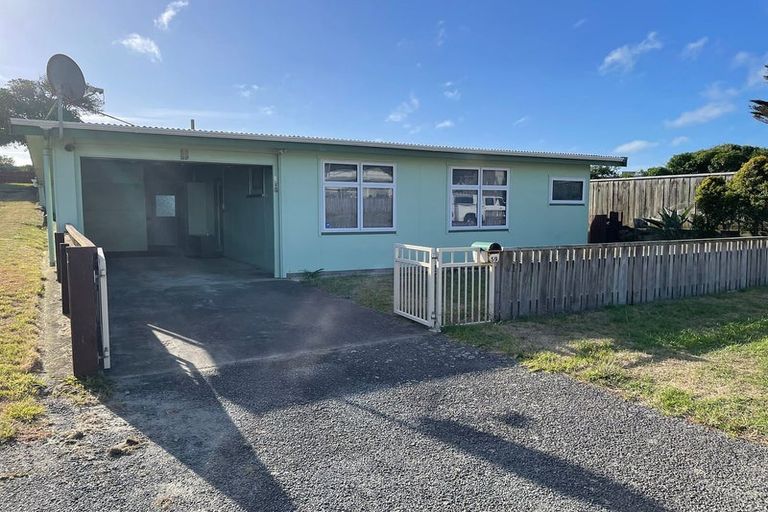 Photo of property in 59 Rua Avenue, Waitarere Beach, Levin, 5510