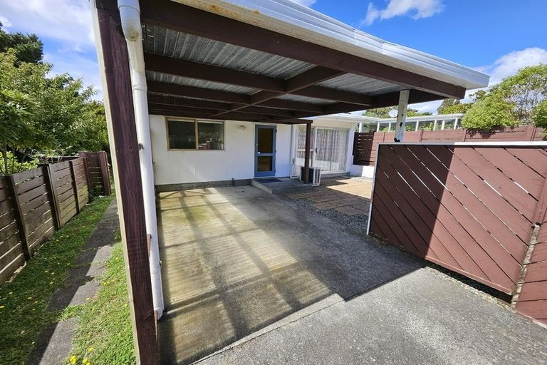 Photo of property in 19a Caesars Place, Churton Park, Wellington, 6037