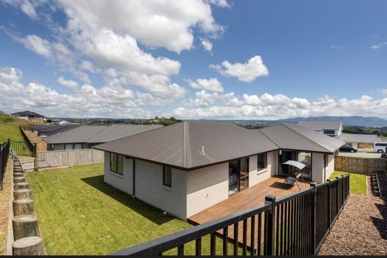 Photo of property in 22 Stingray Drive, Omokoroa, 3114